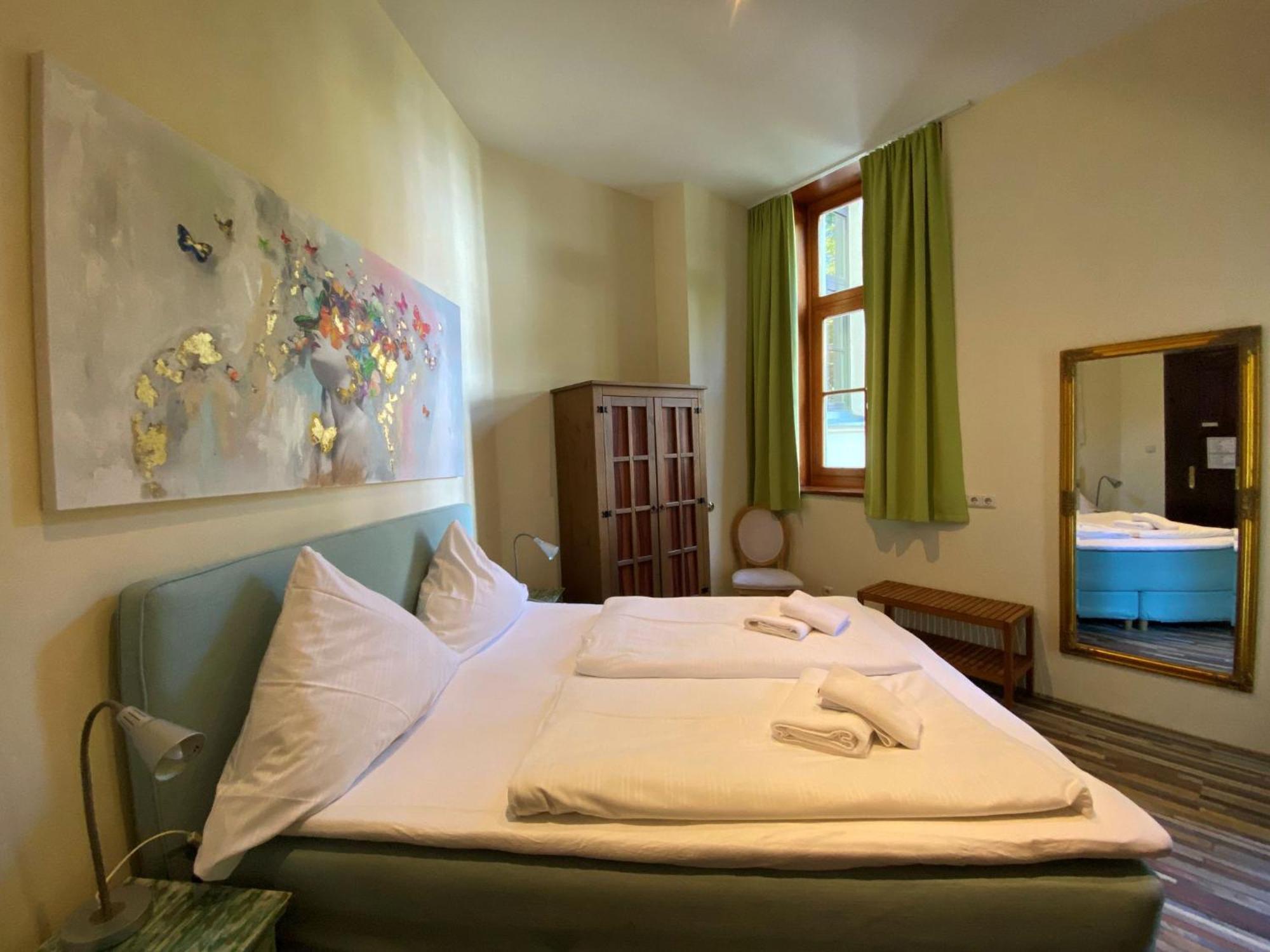 Avalon Bed & Breakfast Themen/- Nichtraucherhotel Ганновер Екстер'єр фото
