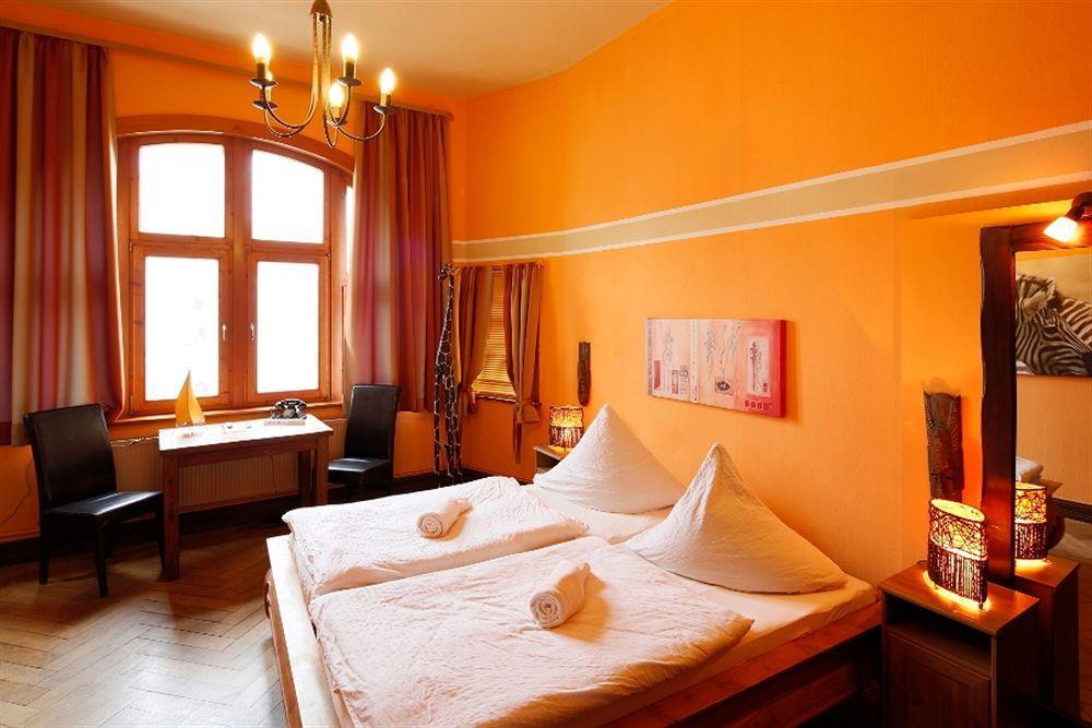 Avalon Bed & Breakfast Themen/- Nichtraucherhotel Ганновер Екстер'єр фото