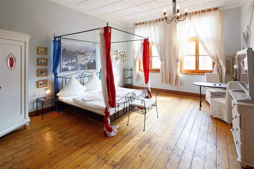 Avalon Bed & Breakfast Themen/- Nichtraucherhotel Ганновер Екстер'єр фото